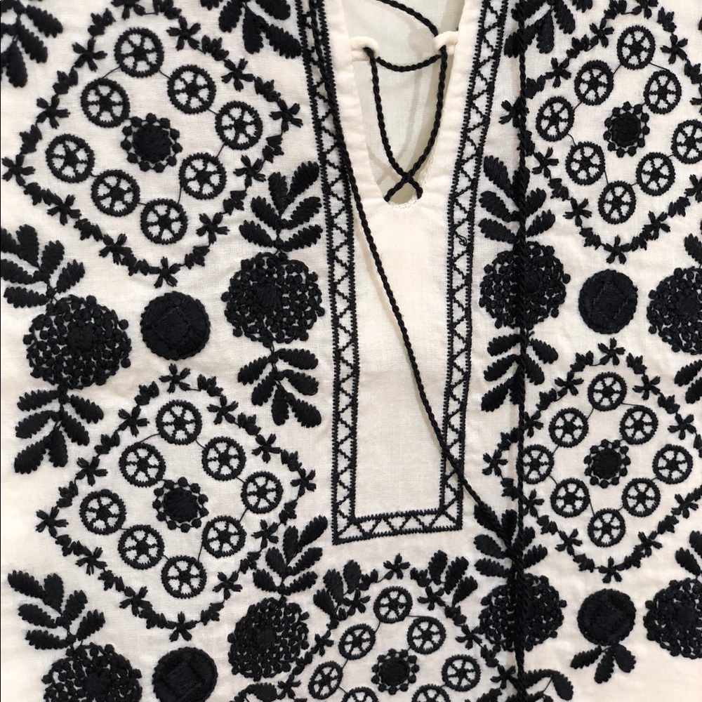 SUMMER CLEARANCE Loft Embroidered Blouse